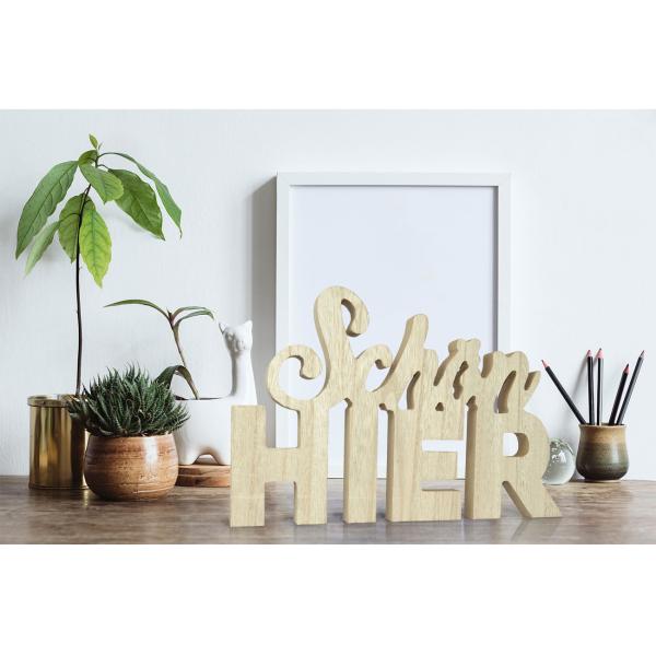 Schriftzug Schön HIER aus Holz - Aufsteller Dekoration für gemütliche Atmosphäre & Wohlfühlmomente - Braun/Weiss Patina - 29x18,5x1,8cm