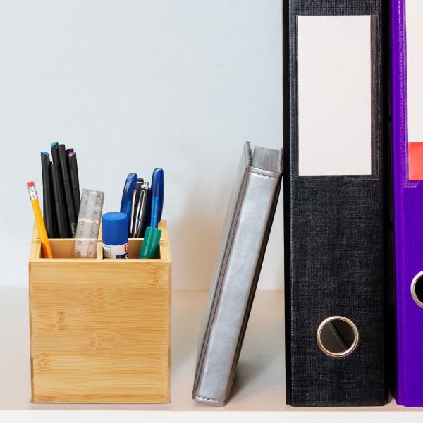 Besteckständer aus Bambus - Küchenutensilienhalter & Stiftebox - Nachhaltig - Trennwände herausnehmbar - 14,5x13,5x13,5 cm