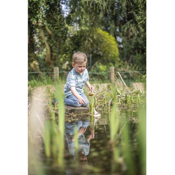 Badeboote 2er-Set - Wasserspielzeug aus Kiefern- & Birkenholz - Mit Segel & Seil - Für Badewanne, Planschbecken & Schwimmbad - L: 22,6 cm