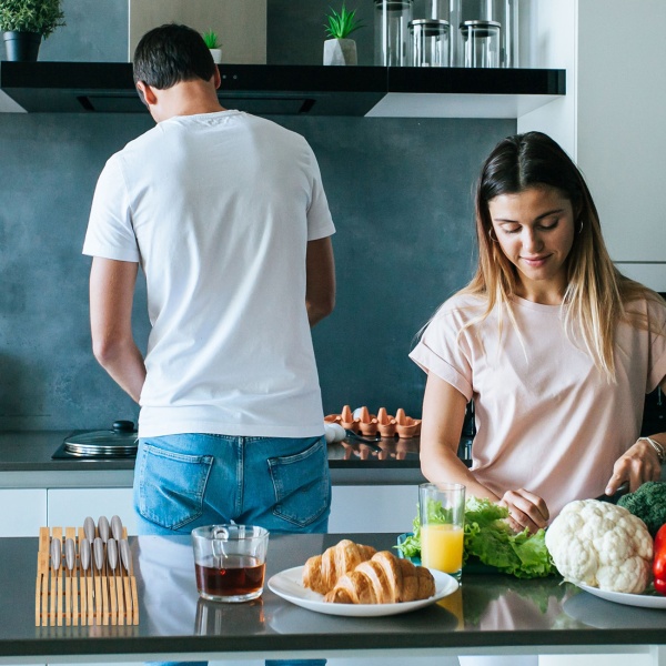 Messer Organizer Bambus - Messerblock für 4 kleine & 3 grosse Messer - Schublade/Arbeitsfläche - Antibakteriell - 5x9,5x40cm