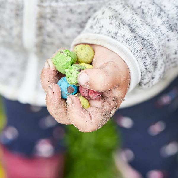 Blumenmurmeln 25er-Set für Kinder – Bunte Saatbomben zum einfachen Pflanzen vielfältiger Blumen – 24 Sorten, 100% Naturmaterialien, handgefertigt