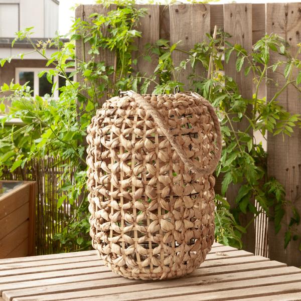 Windlicht Natur aus Rattan - Gemütliche Atmosphäre & hübsches Schattenspiel - Henkel aus Jute - Ø 24 x 36 cm - Für Kerzen mit Kerzenglas