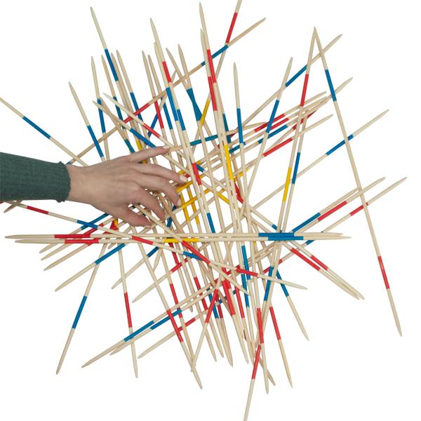 XL Mikado Geschicklichkeitsspiel - für die ganze Familie - 41 Holzstäbchen, 50 cm lang, FSC-zertifiziert, bunt markiert - Feinmotorik & Geduld