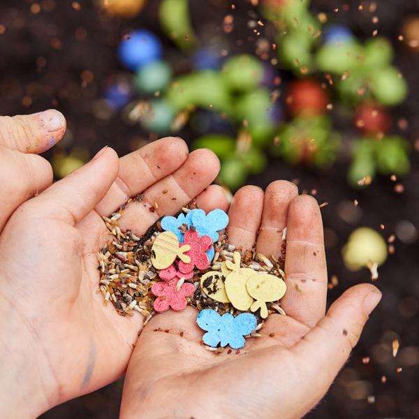 Buntes Saatgutkonfetti zum Einpflanzen - Bunter Gartenspass für Kinder & Familien - Ungiftiges Wildblumensaatgut & Saatpapierformen - Ökologisch abbaubar