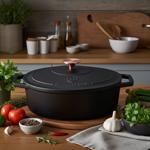 Hochwertiger Gusseisenbräter mit Deckel, oval, 5,5 Liter, schwarz-roségold - ...