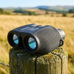 Kompaktes Mini Fernglas 10x25: Kompakt-Feldstecher für Jagd, Wandern & Outdoo...