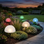 Stilvolle Solar-Leuchten im 5er-Set mit Farbwechsel und warmweissem LED-Licht...