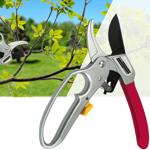 Kraftvolle Ratschen-Gartenschere (Silber/Rot) - Schneidet mühelos Äste dank R...