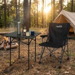 Camping-Set - kompakter Campingtisch rollbarer Tischplatte, schwarz, 70x70x69...